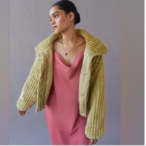 BDG Isla Funnel-Neck Corduroy Jacket Avacado Green Cropped Ribbed Streetwear M